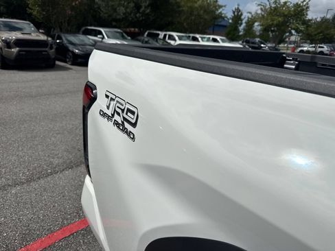 Used 2026 Toyota Tacoma TRD Off-Road AWD/4WD image 6