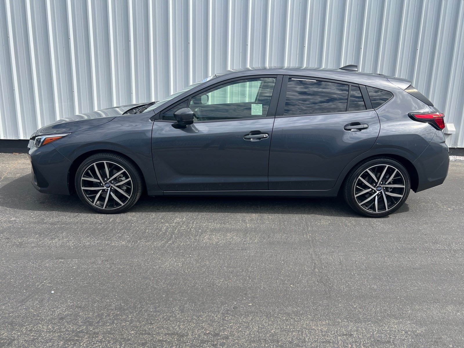 Certified 2025 Subaru Impreza 2.0i Sport AWD/4WD image 3