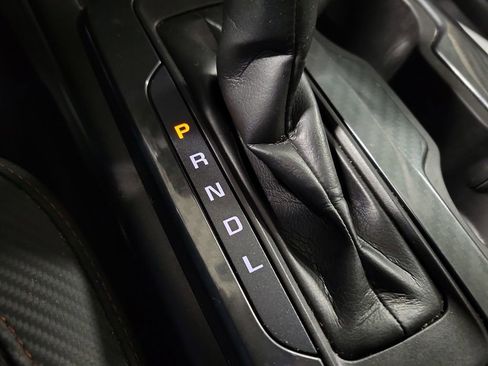 Used 2021 GMC Canyon AT4 image 15