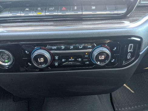 Used 2023 Chevrolet Silverado 1500 RST image 32