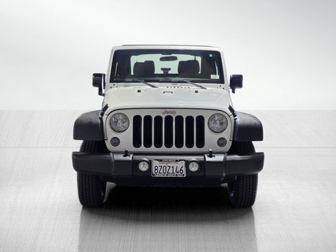 Used 2014 Jeep Wrangler Sport image 2