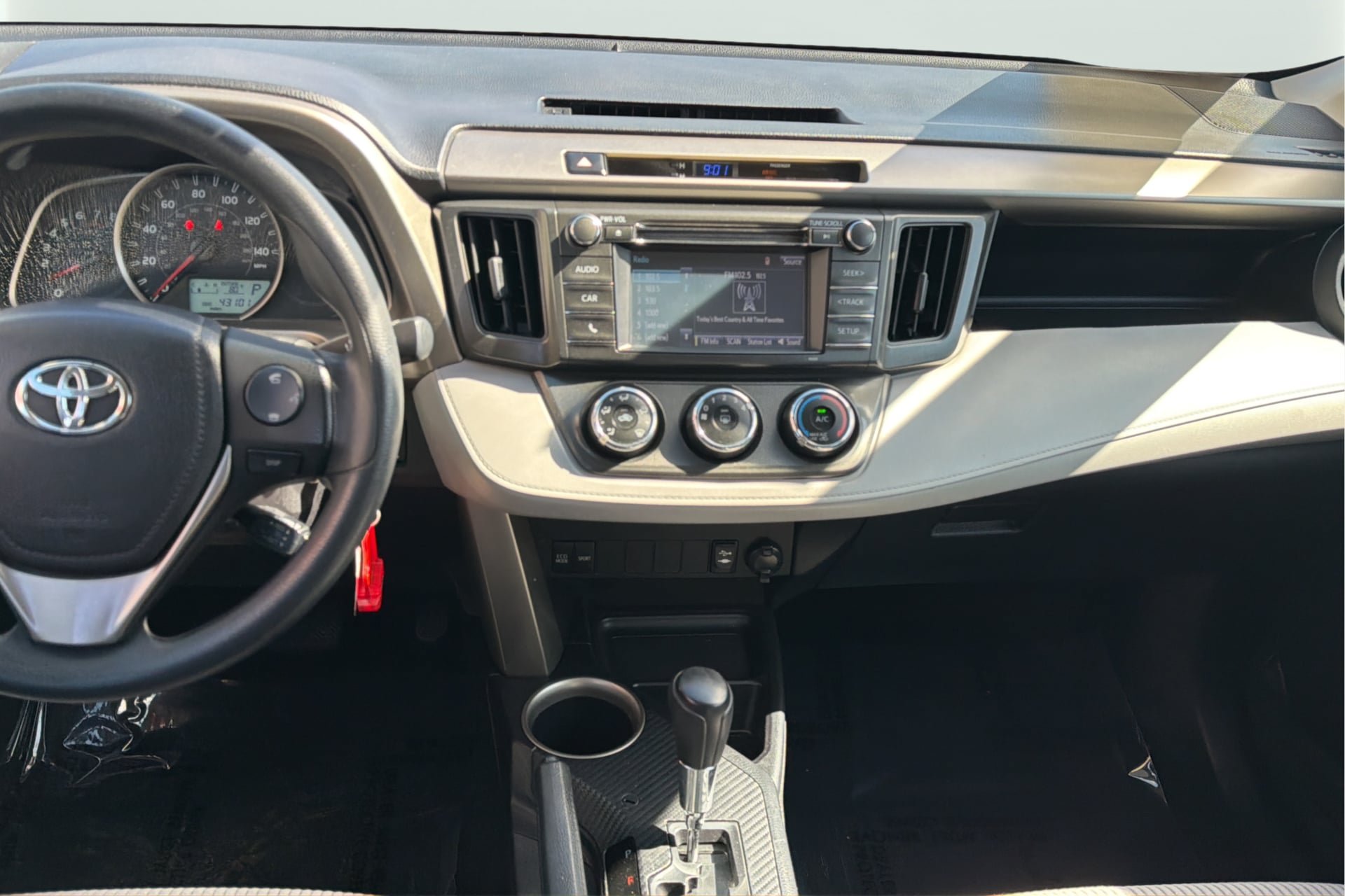 Used 2014 Toyota RAV4 LE AWD/4WD image 15