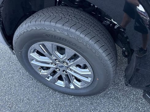 New 2025 Ford F150 Lariat w/ Equipment Group 502A High image 11