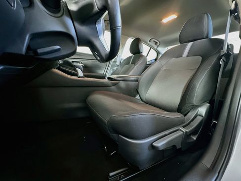 Used 2025 Nissan Sentra SV w/ All-Weather Package FWD image 13