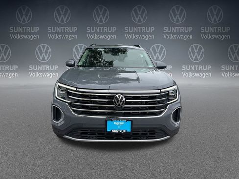 Used 2025 Volkswagen Atlas SE FWD image 27