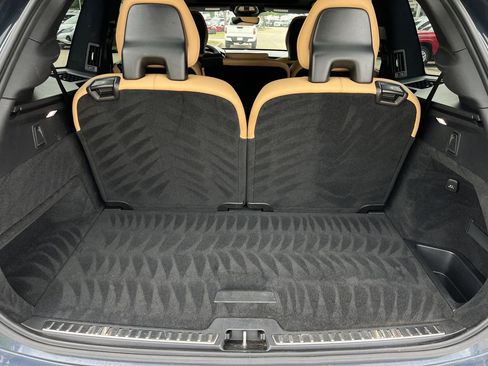 Used 2023 Volvo XC90 T8 Ultimate AWD/4WD image 26