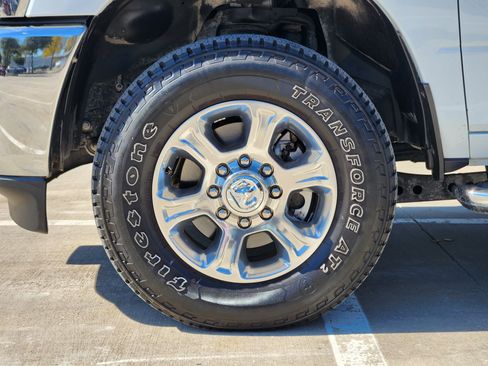 Used 2024 RAM 2500 Big Horn image 12