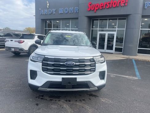 Used 2025 Ford Explorer Active image 16