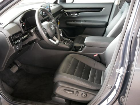 Used 2024 Honda CR-V EX-L image 4