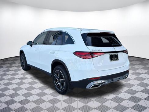 Used 2026 Mercedes-Benz GLC 300 image 3