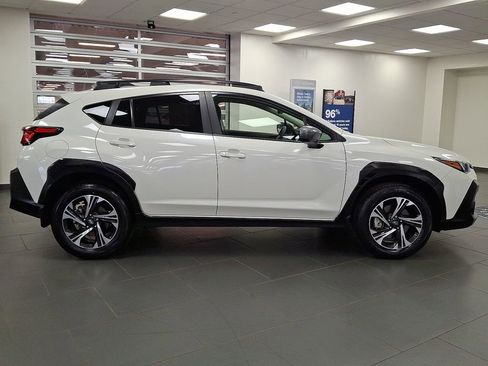 Used 2024 Subaru Crosstrek 2.0i Premium w/ Popular Package #4 AWD/4WD image 10