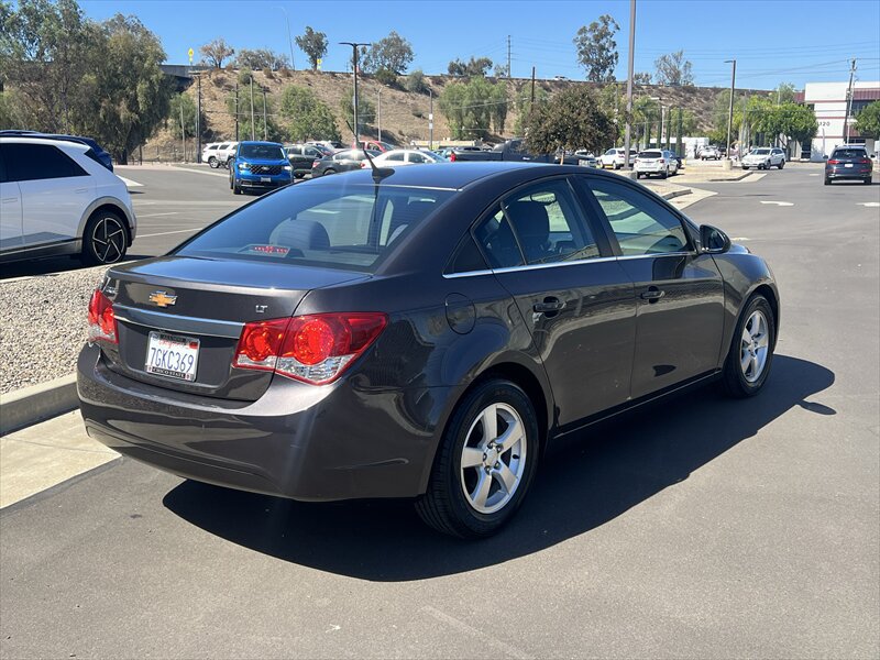 Used 2014 Chevrolet Cruze LT FWD image 7