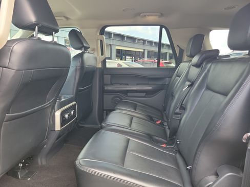 Used 2022 Ford Expedition Max XLT RWD image 13