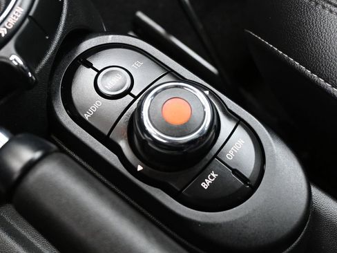 Used 2015 MINI Cooper S image 20