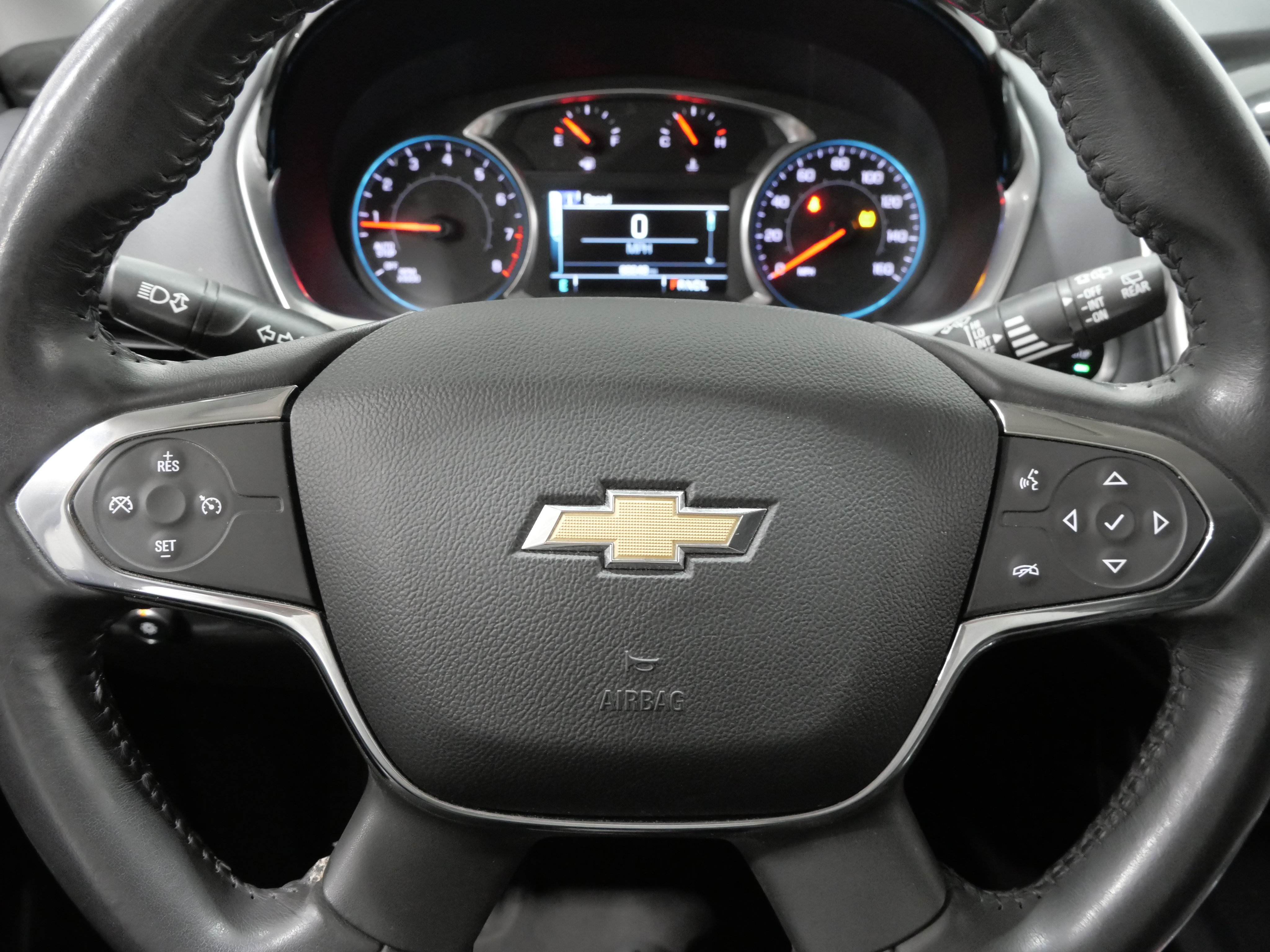 Used 2019 Chevrolet Traverse LT FWD image 16