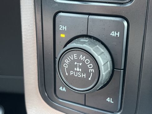 Certified 2024 Ford F150 Platinum AWD/4WD image 25