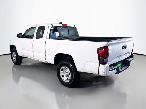 Used 2018 Toyota Tacoma SR w/ SR Convenience Package image 7