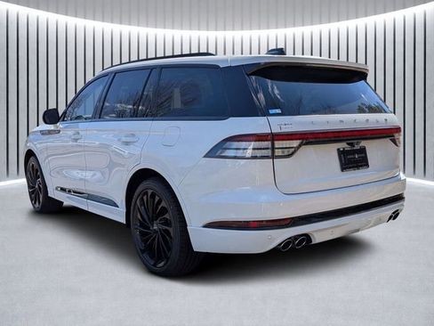 New 2026 Lincoln Aviator Reserve w/ Luxury Package RWD image 5