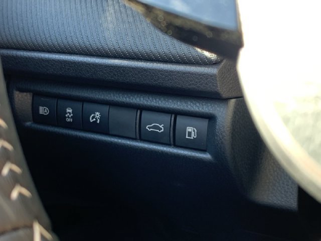 Used 2026 Toyota Camry SE FWD image 15