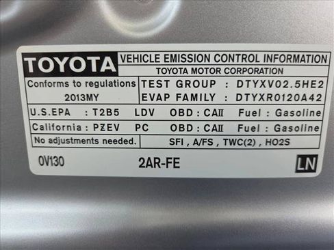 Used 2013 Toyota Camry SE FWD image 19