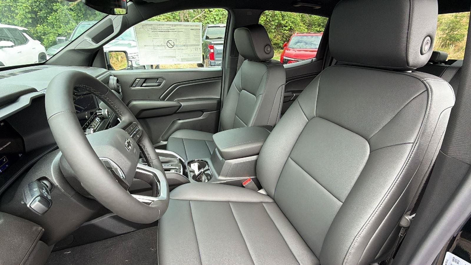 New 2026 Chevrolet Colorado Trail Boss AWD/4WD image 14