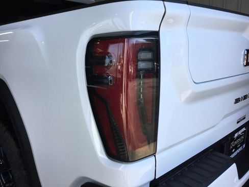 New 2025 GMC Sierra 2500 AT4 w/ AT4 Premium Plus Package image 21