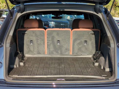 Used 2023 Audi Q7 3.0T Prestige image 13