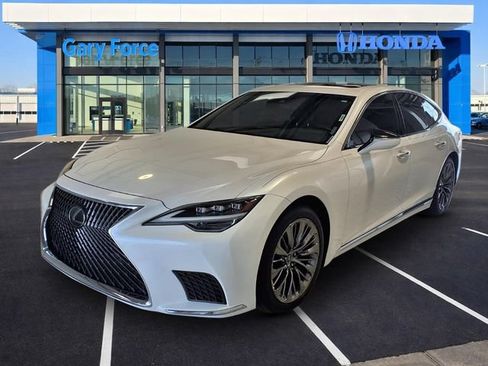Used 2021 Lexus LS 500 w/ Accessory Package (Z2) RWD image 4