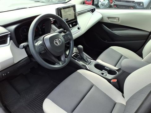 Used 2026 Toyota Corolla LE w/ LE Premium Package FWD image 10