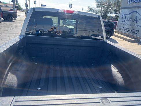 Used 2018 Ford F150 Lariat w/ Equipment Group 502A Luxury AWD/4WD image 9