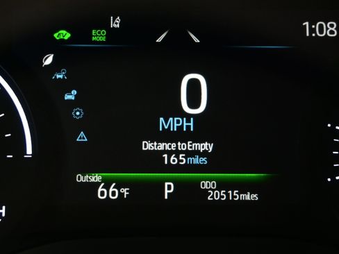 Used 2025 Toyota Sienna LE FWD image 26