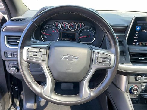 Used 2021 Chevrolet Tahoe Z71 w/ Luxury Package image 16