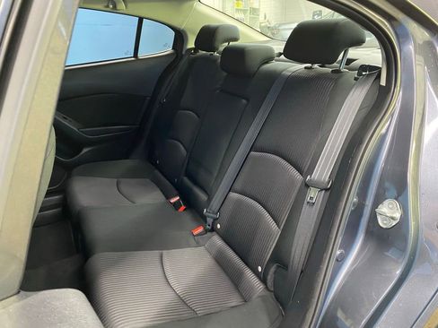 Used 2015 MAZDA MAZDA3 i Touring w/ Technology Package image 34