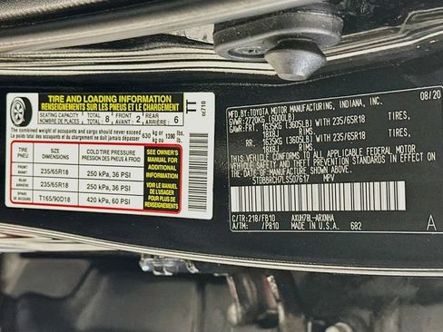 Used 2020 Toyota Highlander LE AWD/4WD image 35