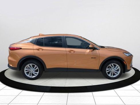 Used 2026 Buick Envista Preferred w/ Convenience I Package FWD image 2