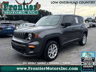 Used 2023 Jeep Renegade Latitude AWD/4WD video 1