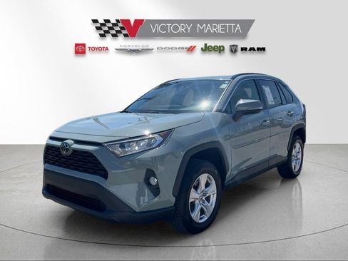 Used 2021 Toyota RAV4 XLE w/ Convenience Package AWD/4WD image 1