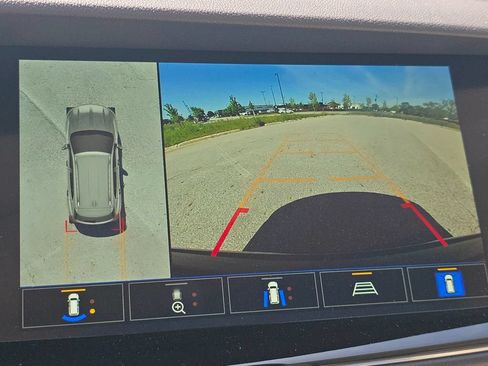 Used 2023 Buick Envision Avenir FWD image 32