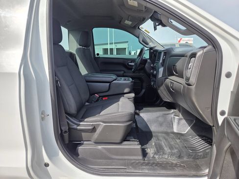Used 2022 Chevrolet Silverado 1500 W/T RWD image 19