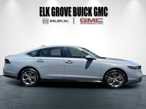 Used 2023 Honda Accord EX-L image 3