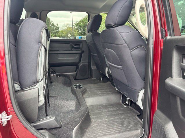 Used 2018 RAM 2500 Tradesman w/ Chrome Appearance Group AWD/4WD image 12