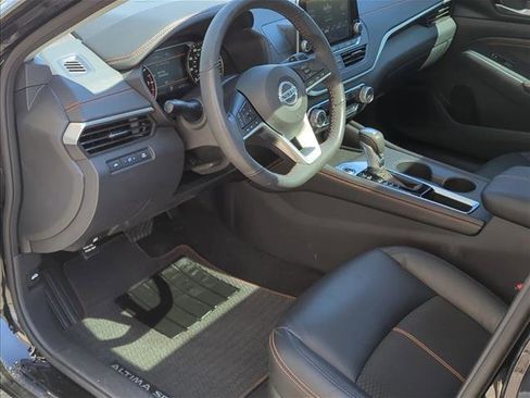 Used 2022 Nissan Altima 2.5 SR w/ Midnight Edition Package image 21