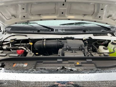 New 2026 Ford E-350 and Econoline 350 Super Duty w/ Interior Upgrade Package RWD image 21