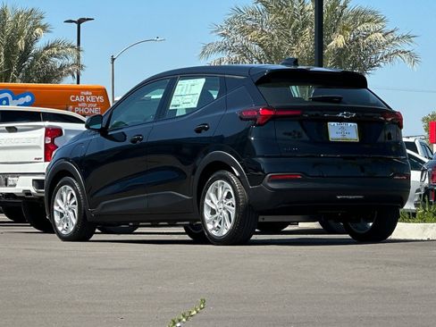 New 2027 Chevrolet Bolt LT w/ Comfort Package FWD image 6