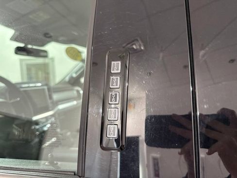 Used 2023 Ford F150 Lariat w/ Equipment Group 502A High AWD/4WD image 16