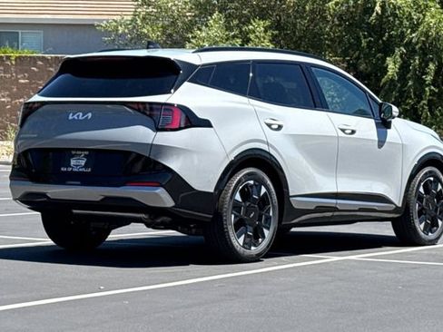 New 2026 Kia Sportage SX FWD image 5