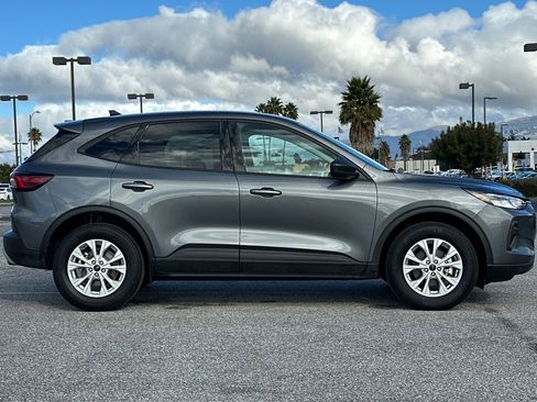 Used 2025 Ford Escape Active image 3