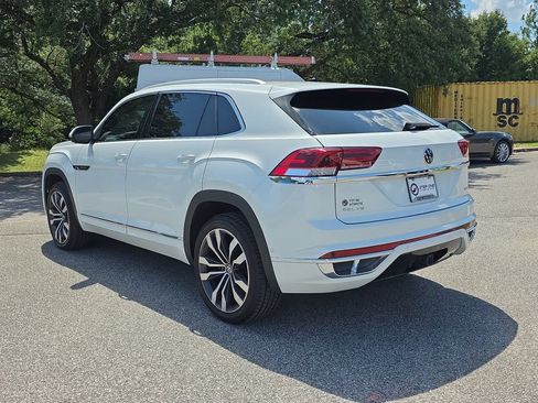 Used 2023 Volkswagen Atlas Cross Sport SEL Premium R-Line AWD/4WD image 4