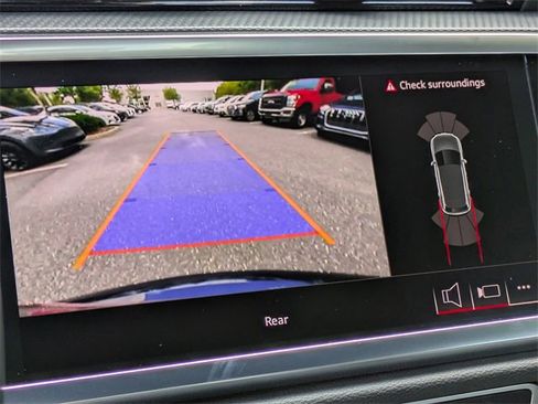 Used 2025 Audi Q3 2.0T Premium image 23