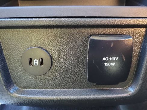 Used 2024 Ford Edge SEL w/ Convenience Package AWD/4WD image 16